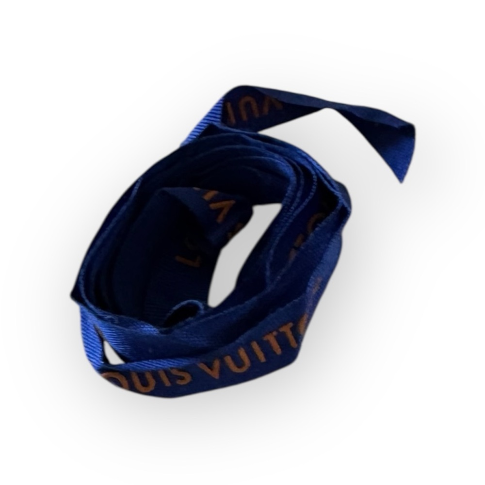 ๐ Authentic Louis Vuitton Ribbon - Blue - 0.5 Inch Wide 50โ long - Picture 3 of 6